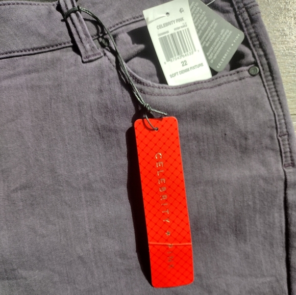 Pants - Picture 3 of 5